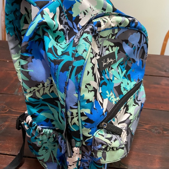 Vera Bradley canvas backpack - Picture 2 of 7